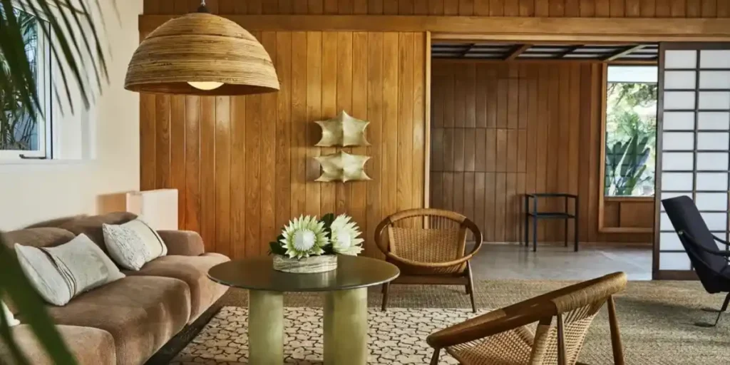 The Timeless Appeal of 1950s Mid Century Modern House Interiors